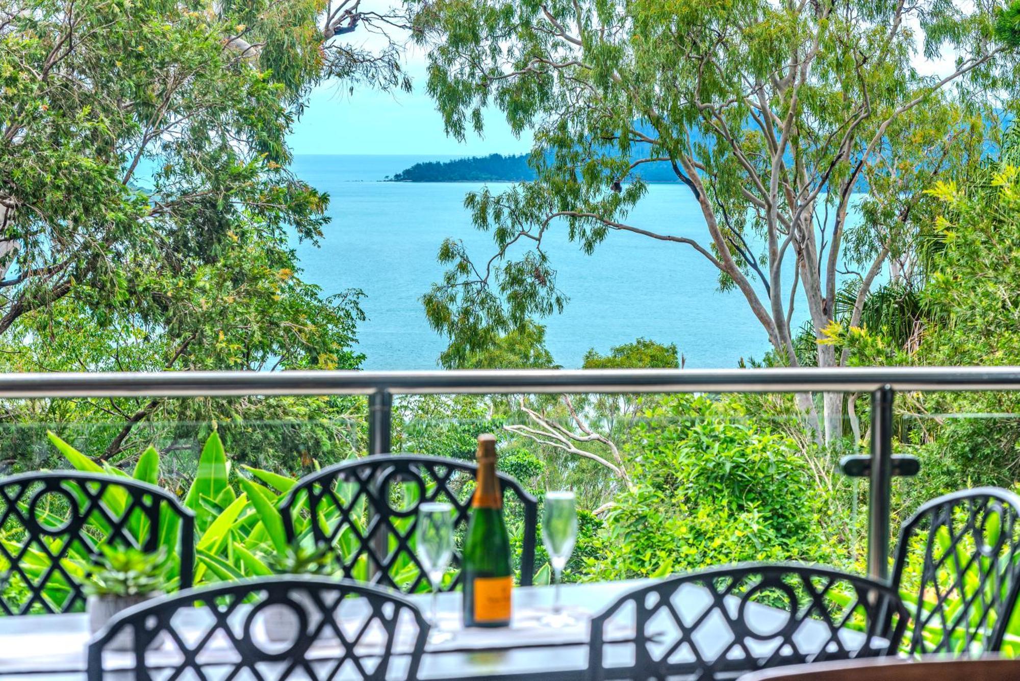 Pinnacle Apartments On Hamilton Island By Hiha Exteriör bild